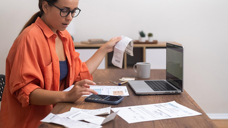 Do Tips Affect Payroll Taxes? A Complete Guide for Businesses.